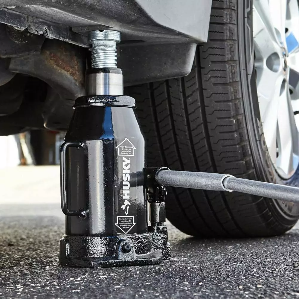 Husky 20- Ton Hydraulic Bottle Jack 4 Husky 20- Ton Hydraulic Bottle Jack - Image 2