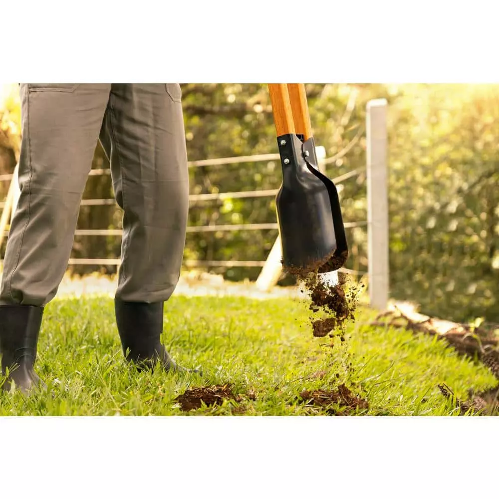 Husky 47 in. L Wood Handle Carbon Steel Post Hole Digger with Grip 6 Husky 47 in. L Wood Handle Carbon Steel Post Hole Digger with Grip - Image 4